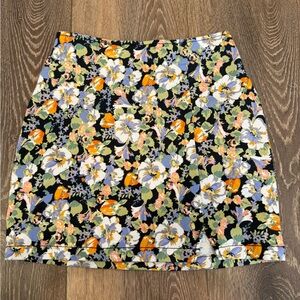 Wild Fable White floral Mini Pencil Skirt Sz 4 light‎ academia y2k fall preppy